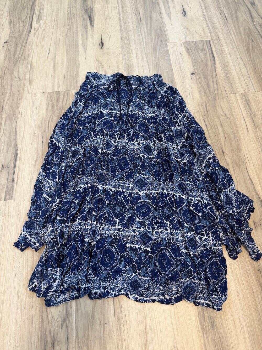 Women's Size XS Hollister Boho High Low Maxi Skirt Flowy Bohemian Blue White